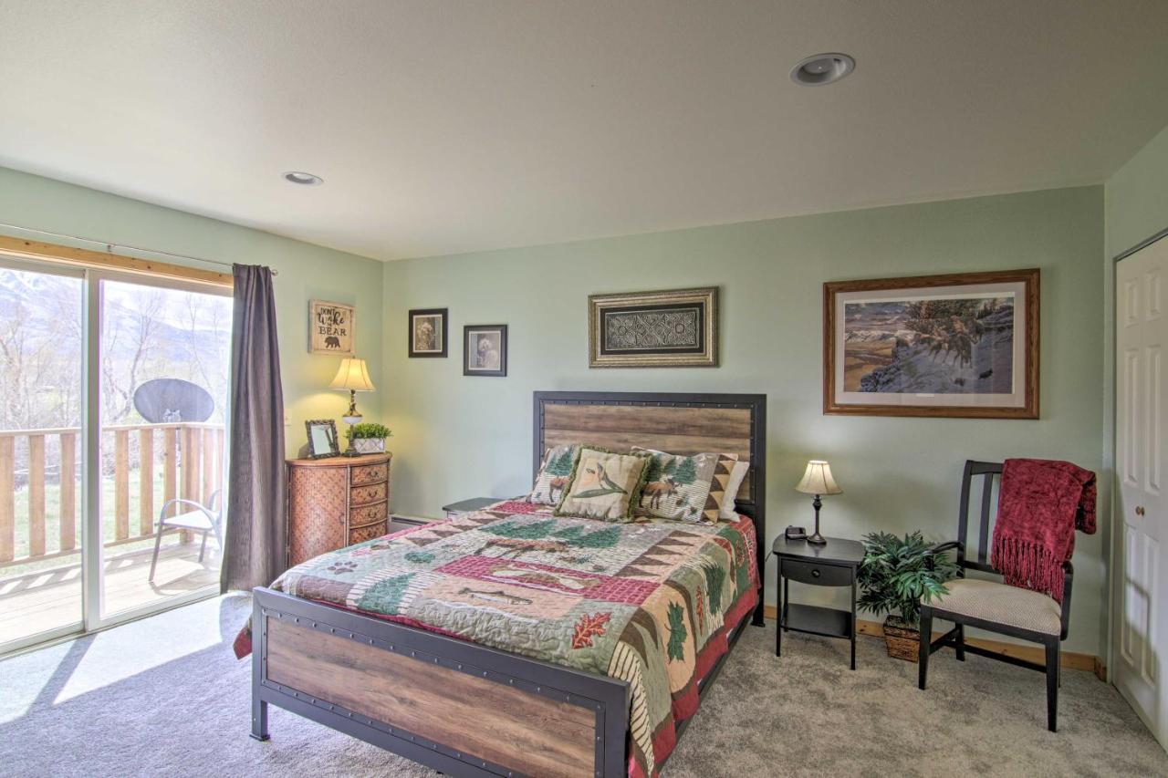 Airy Emigrant Townhome With Sweeping Mtn Views! エクステリア 写真
